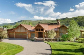 Low Tax Luxe Mountain Getaway by Aspen